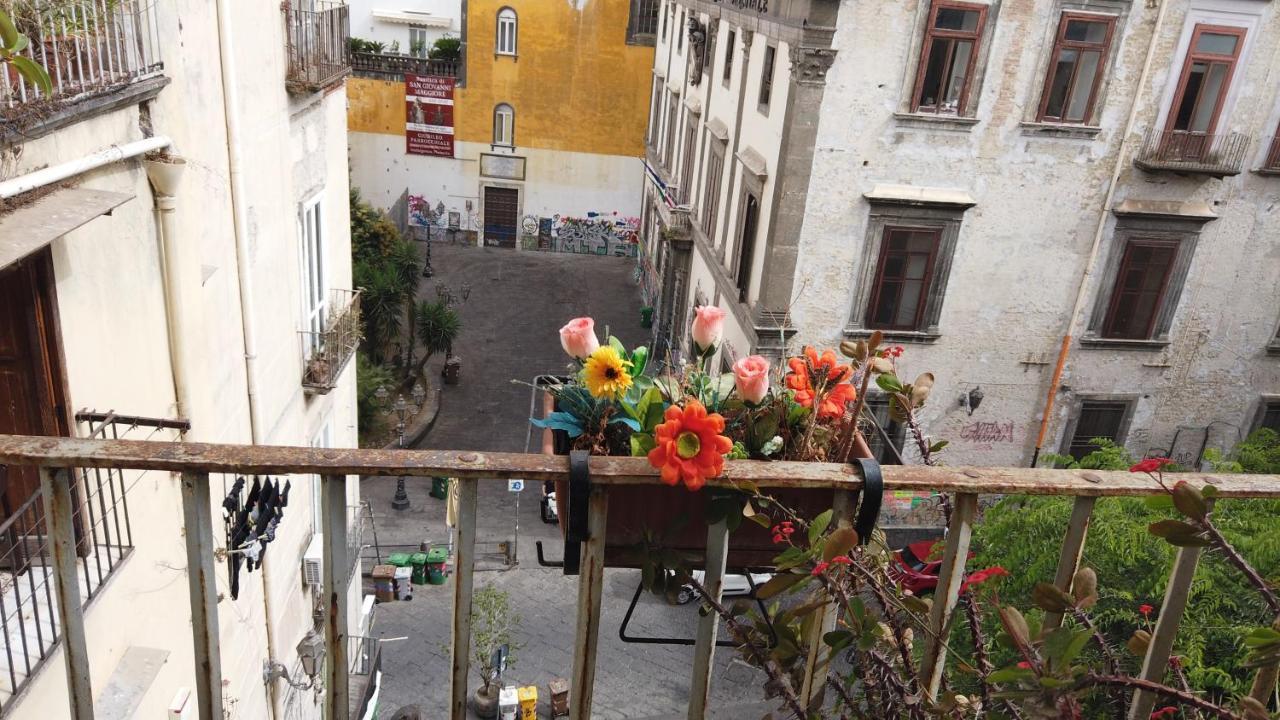 Napoli Centro Spaccanapoli Luaran gambar