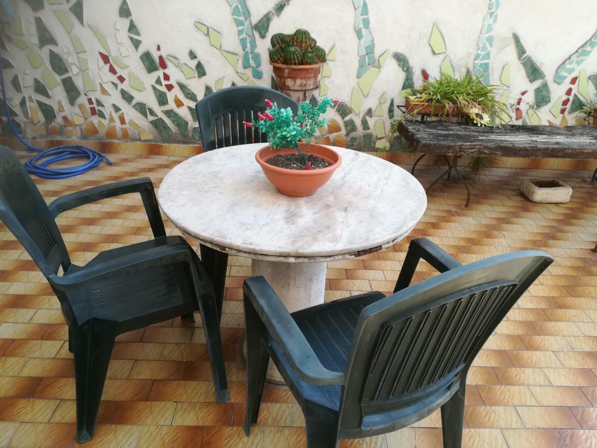 Napoli Centro Spaccanapoli Luaran gambar
